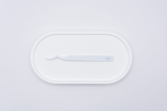 CÍLS Lash Tweezer