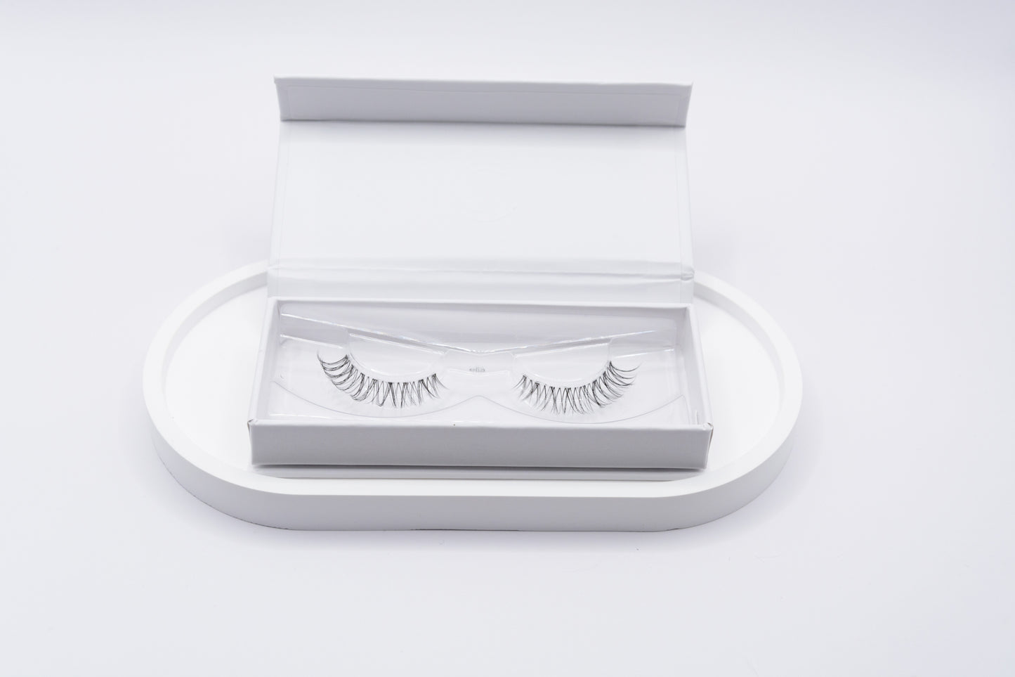 CÍLS Ella Strip Lash