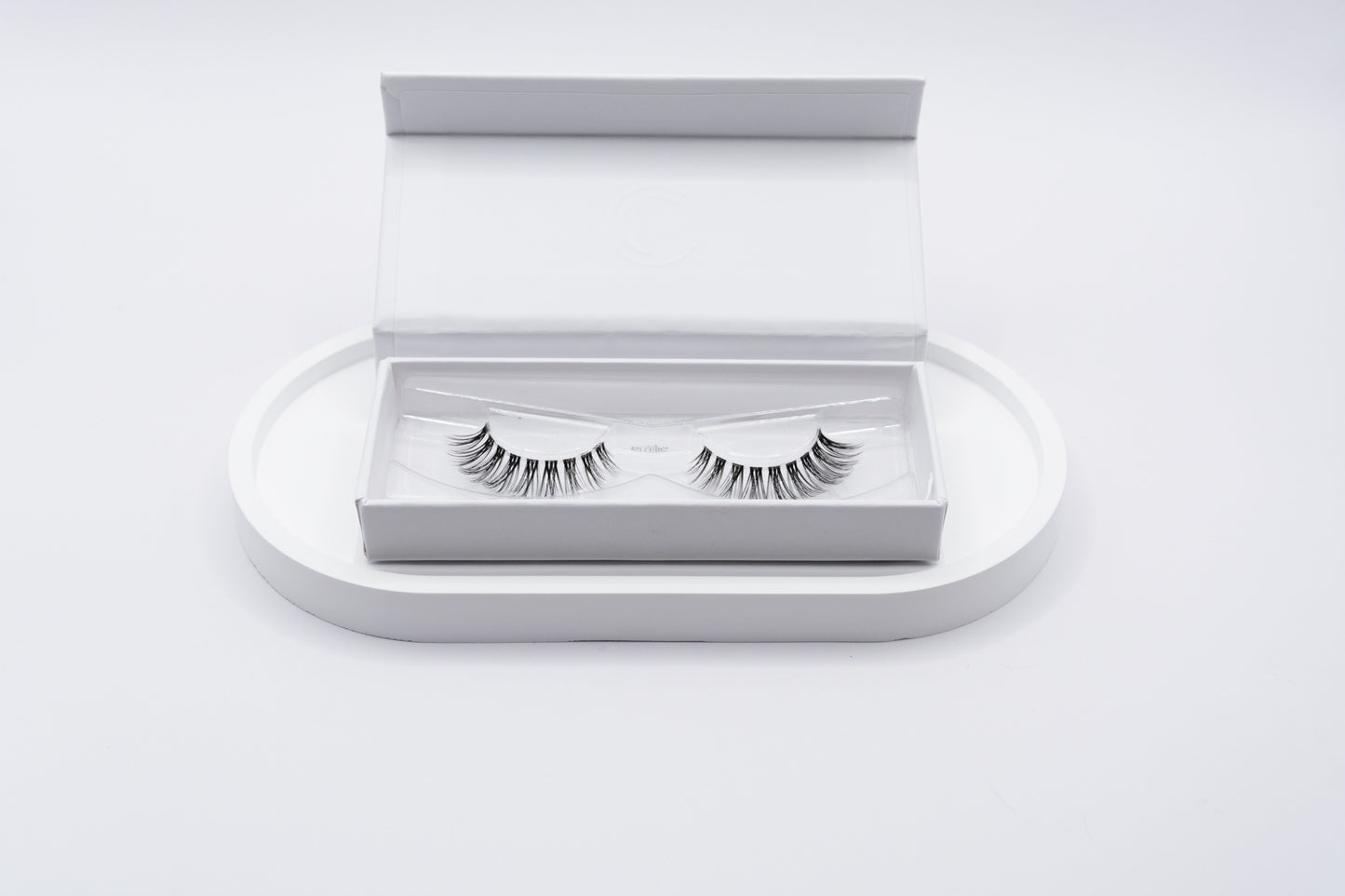 CÍLS Emilie Strip Lash